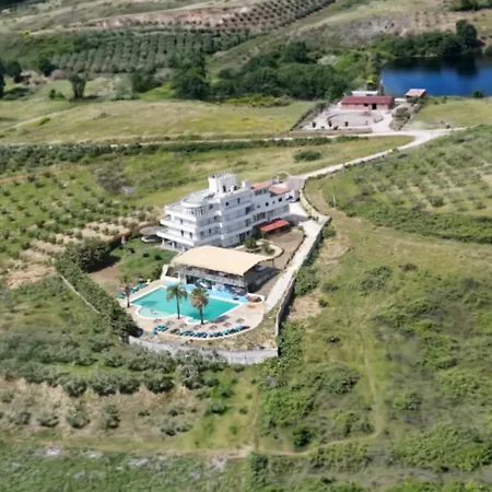 Kodra E Godenve אתר נופש