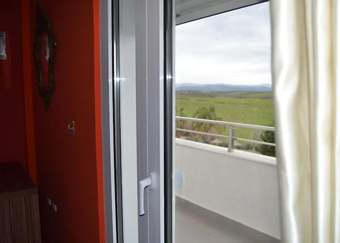 Kodra E Godenve Resort Vile-Ballaj