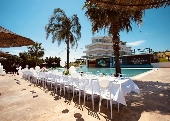 Kodra E Godenve Resort Vile-Ballaj